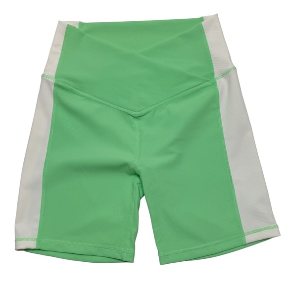 WILO Pants - {WILO The Label} Green White Ribbed Crossover Waistband Colorblock 6" Bike Short